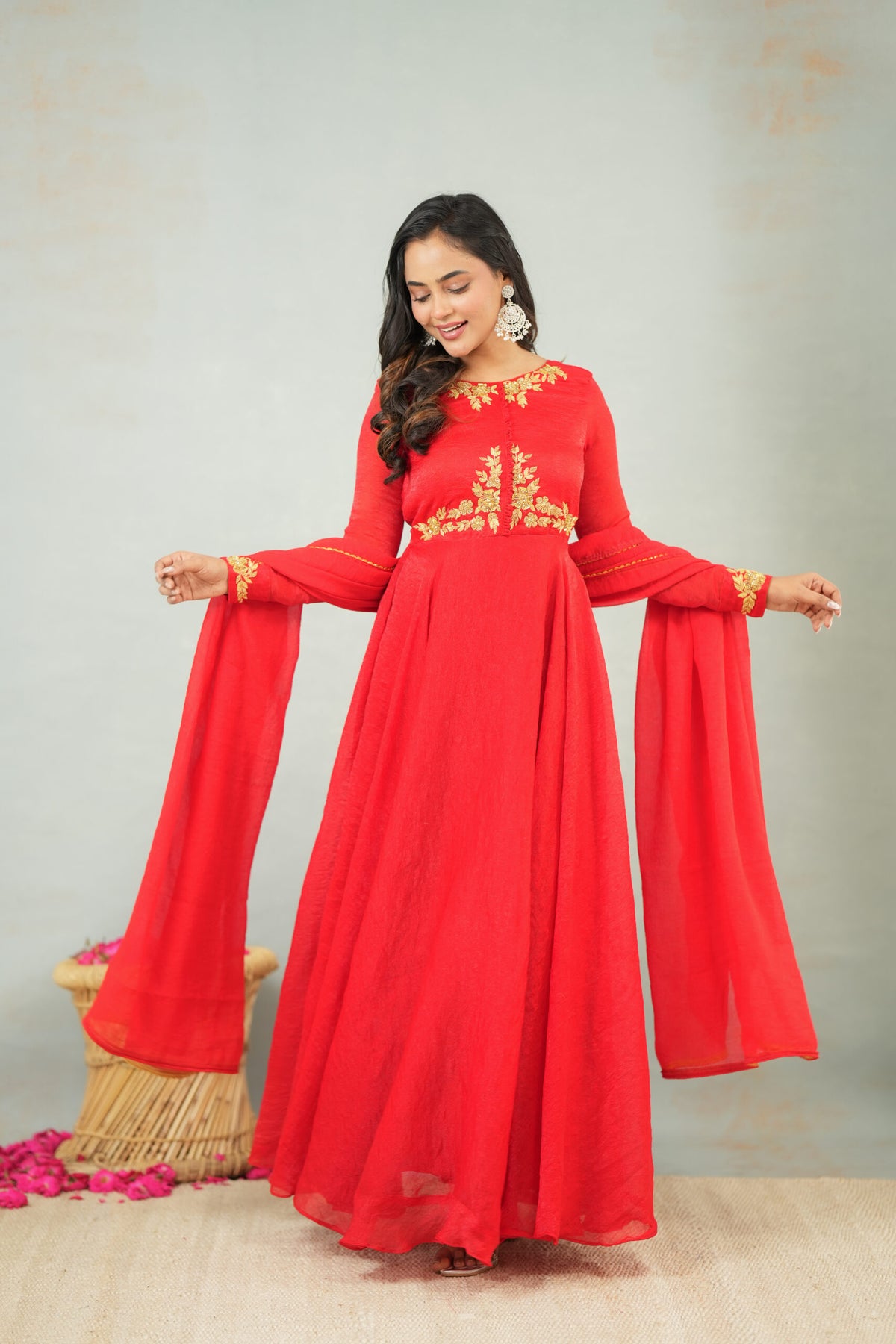 PC034 Red close neck