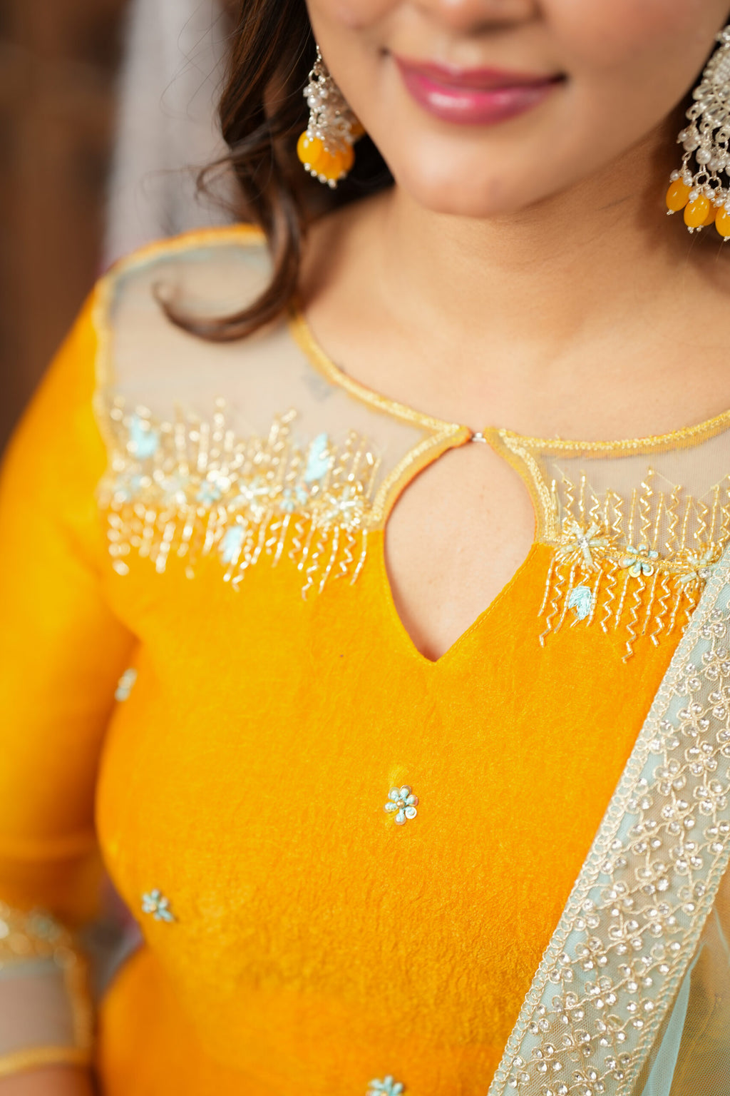 PC032 Mango yellow with sky-blue
