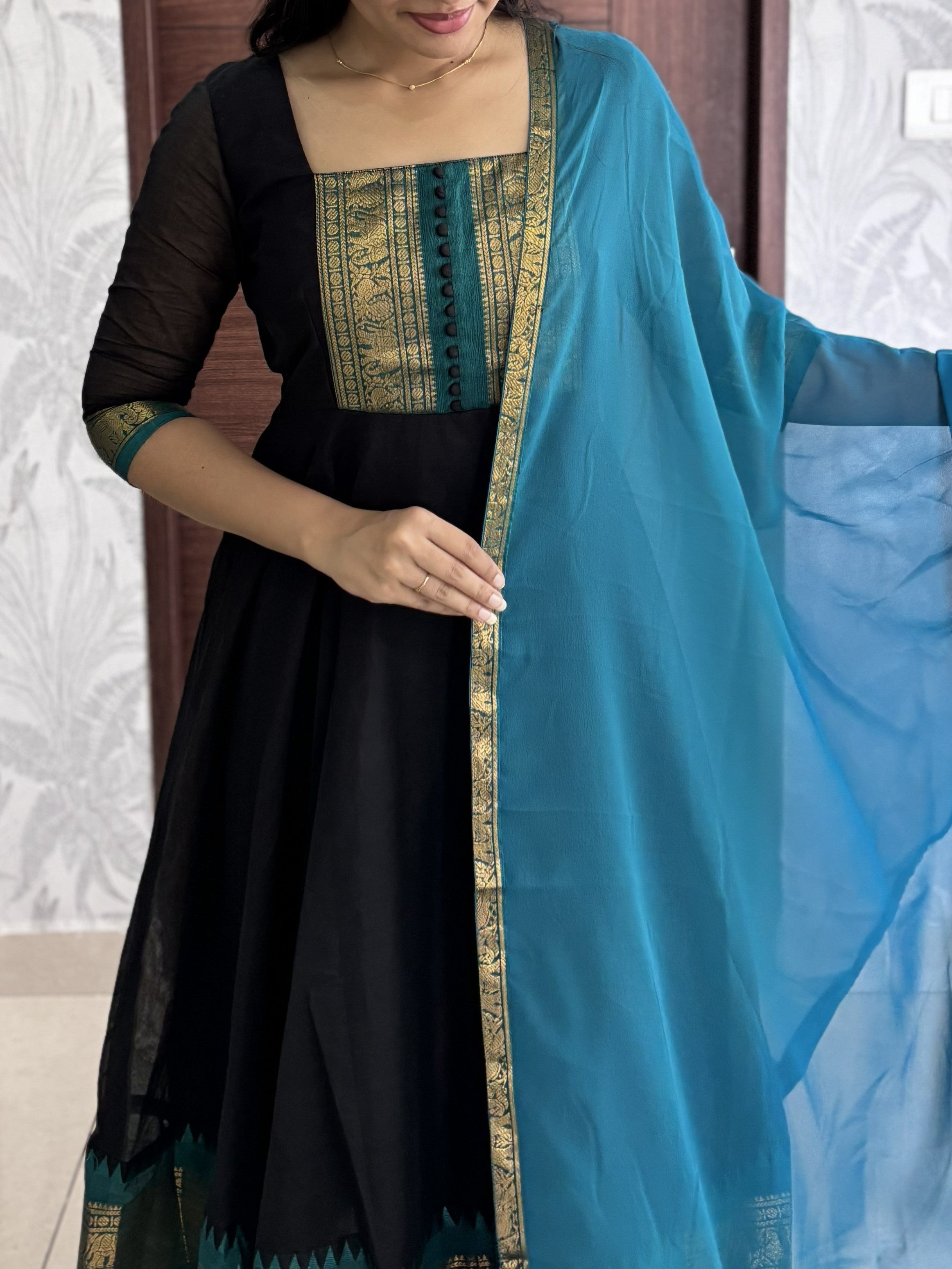 Karkuzhal Collection
