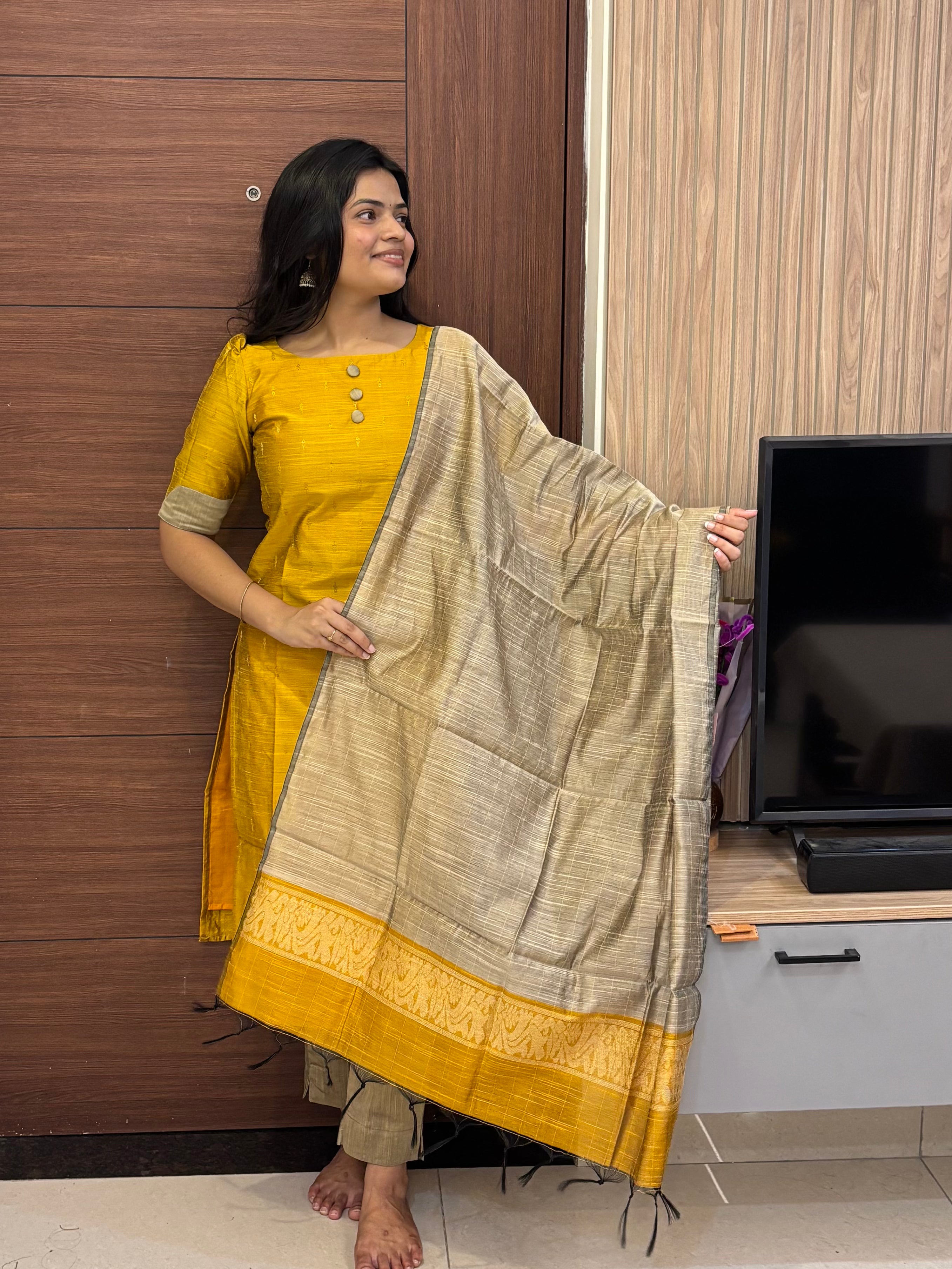 Eesha-3pcs set